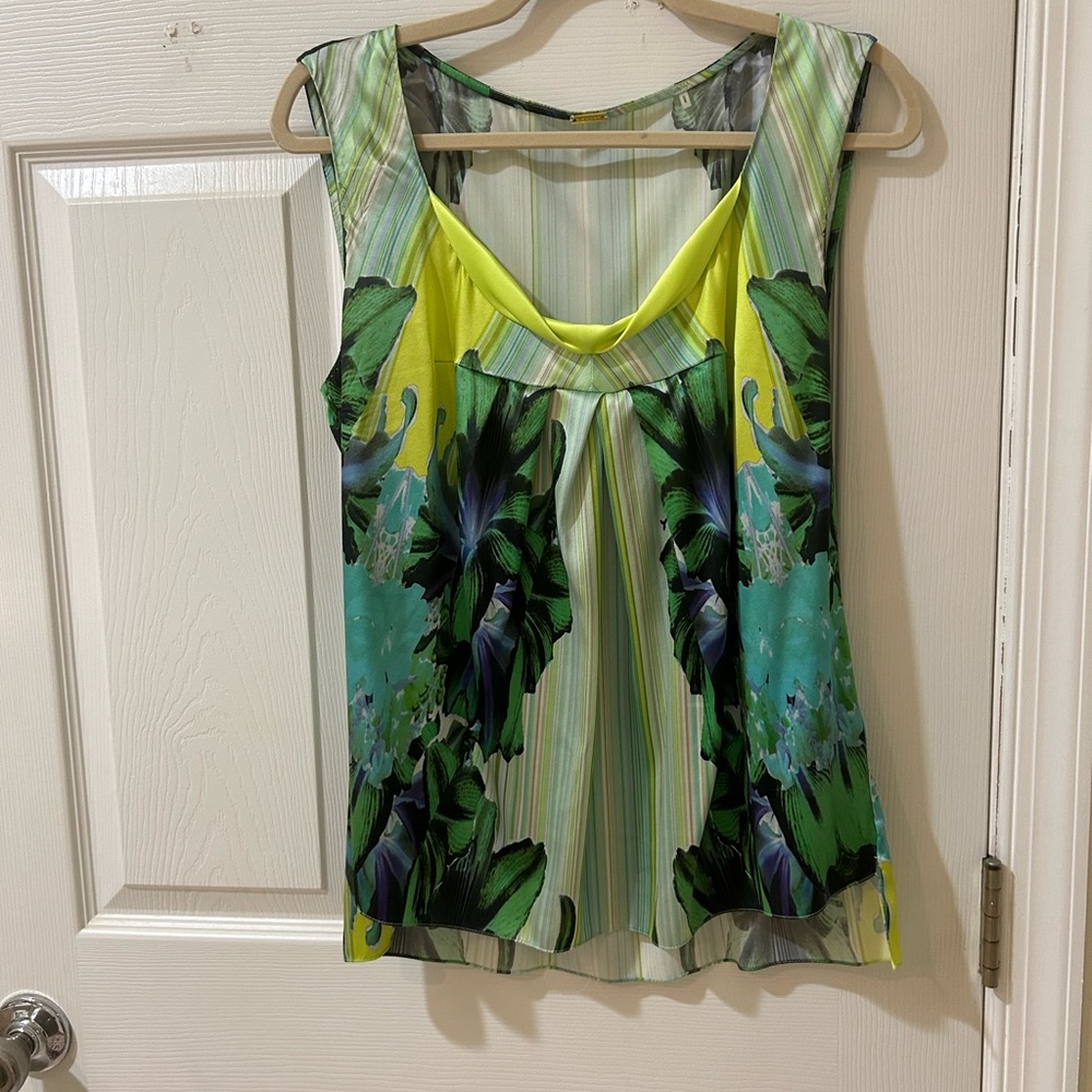 Elie Tahari ,sleeveless blouse ,size L